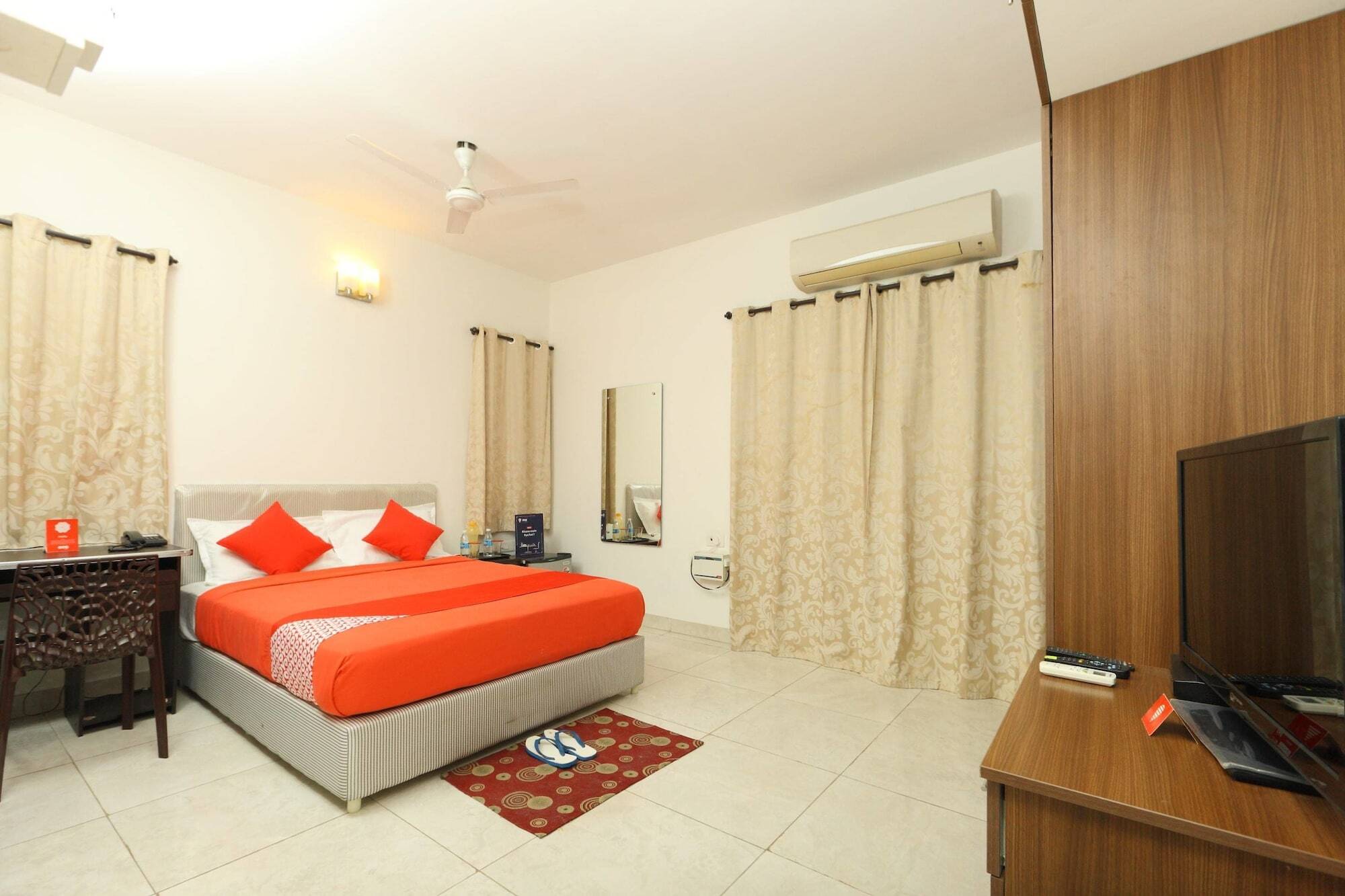 Fabexpress Marigold I Hotel New Delhi Exterior photo